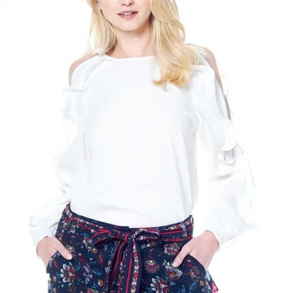 Gracia Zipper detail ruffle sleeve top